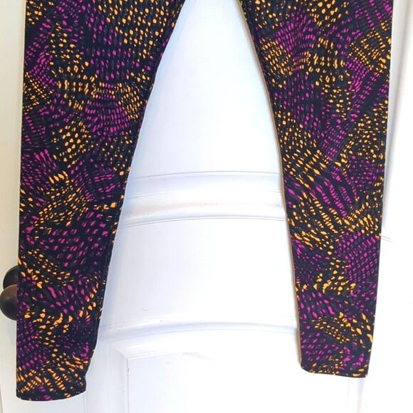 Fabletics Salar Legging Estimate SM Fractal Print No Size Tag See measurements - Picture 5 of 13